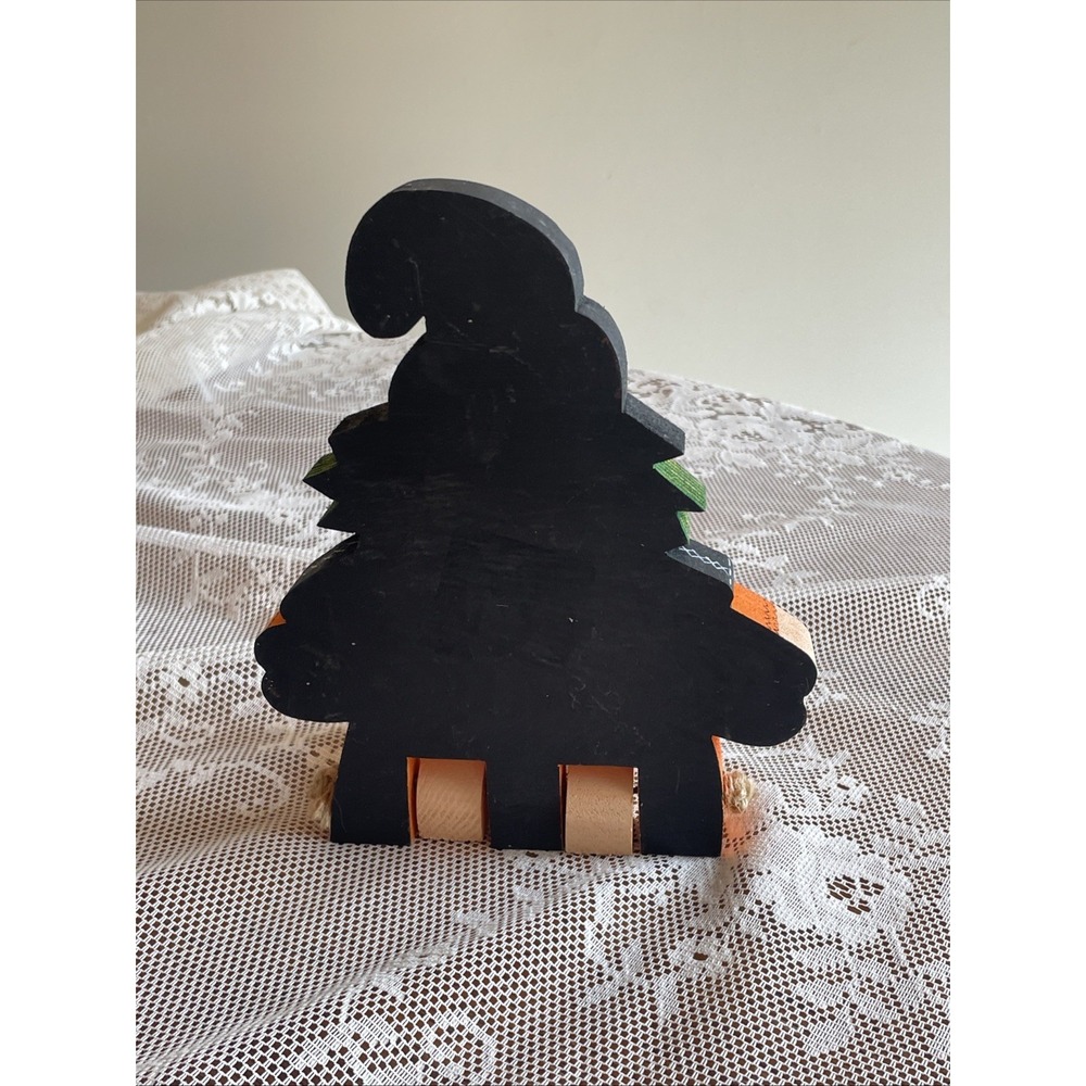 Vintage Handcrafted Halloween Wood Shelf Sitter Witch Cute Green Hair Bat 90's - Picture 12 of 16